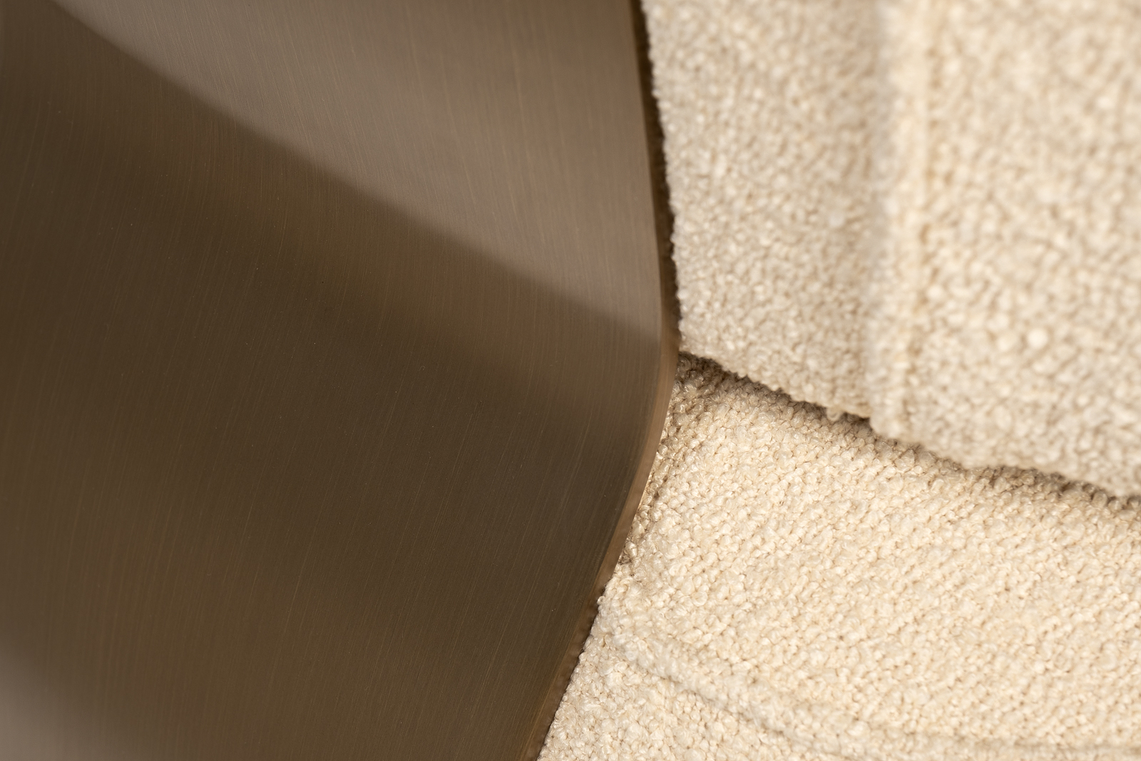 Кресло без подлокотников букле бежевое 7