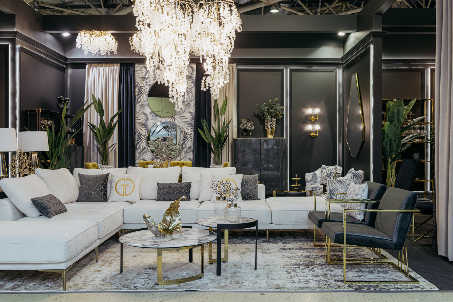 Столик журнальный Cadiz круглый 6