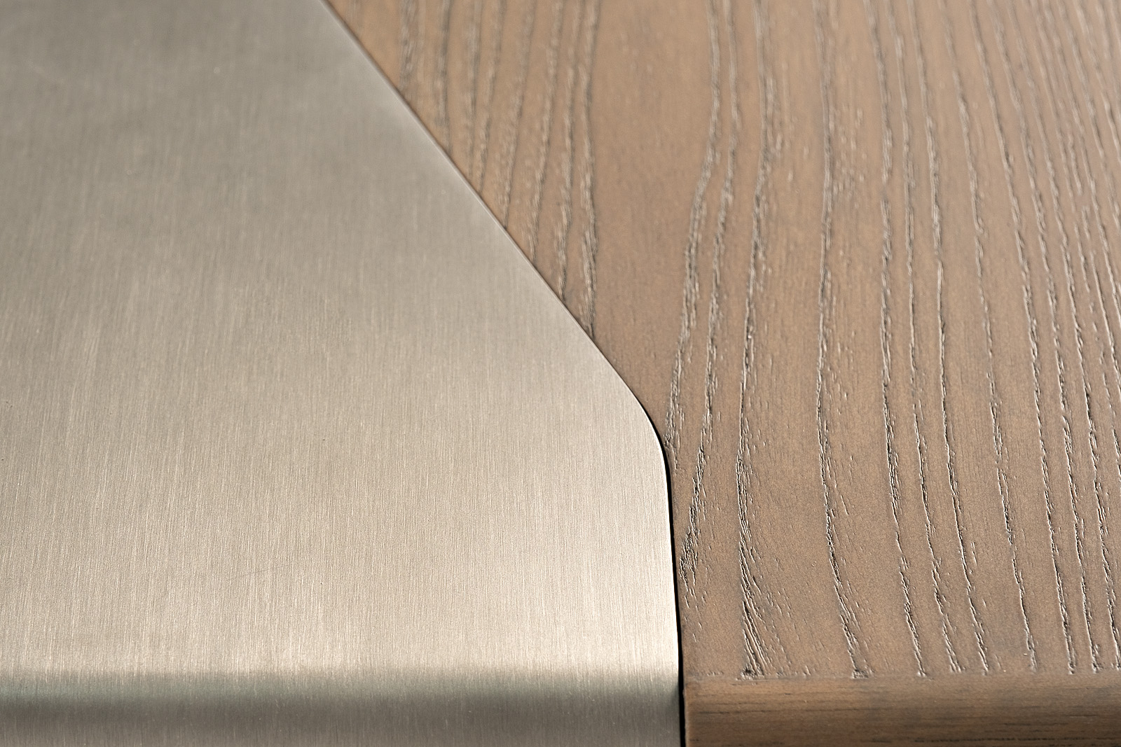 Стол обеденный Smooth шпон вяза 3