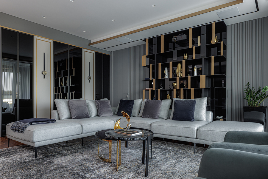 Серый диван в интерьере