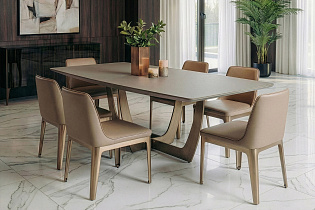 Стул обеденный бежевый