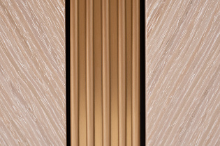 Комод светлый шпон/мраморная столешница